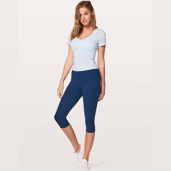 Lululemon Wunder Under Hi-Rise 1/2 Tight Leggings Full-On Luxtreme Onyx Blue - Picture 1 of 16